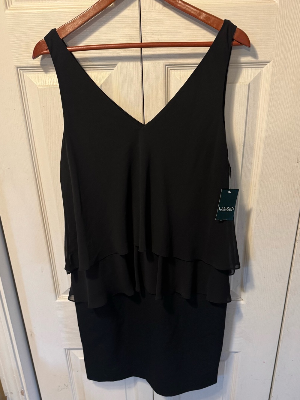 NWT Lauren Ralph Lauren Black Tiered V-Neck Cocktail Dress